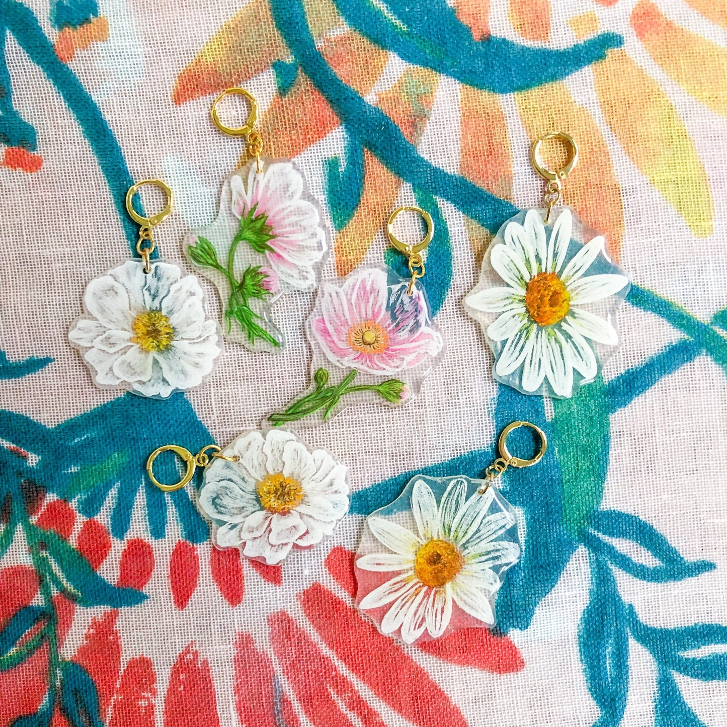 White Daisy Earrings